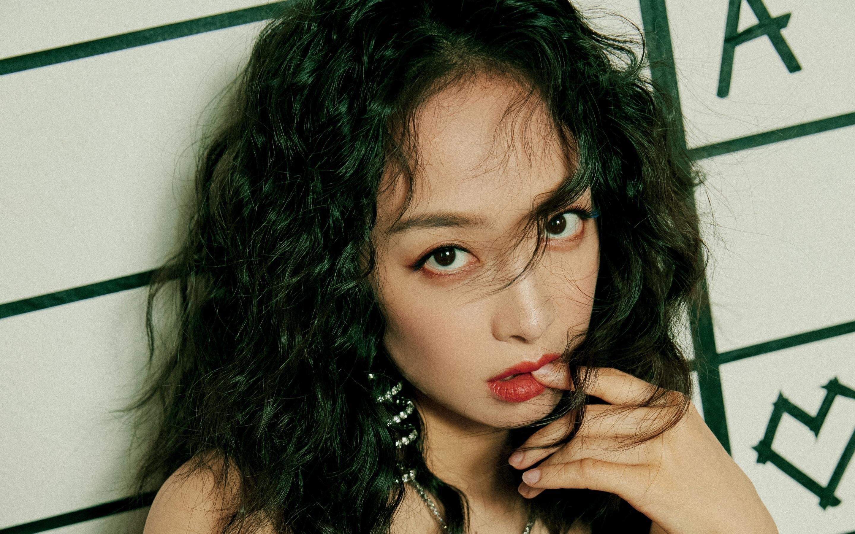 开云官方-青年篮球联赛点燃青春激情，诞生众多潜力新星，青年篮球学校